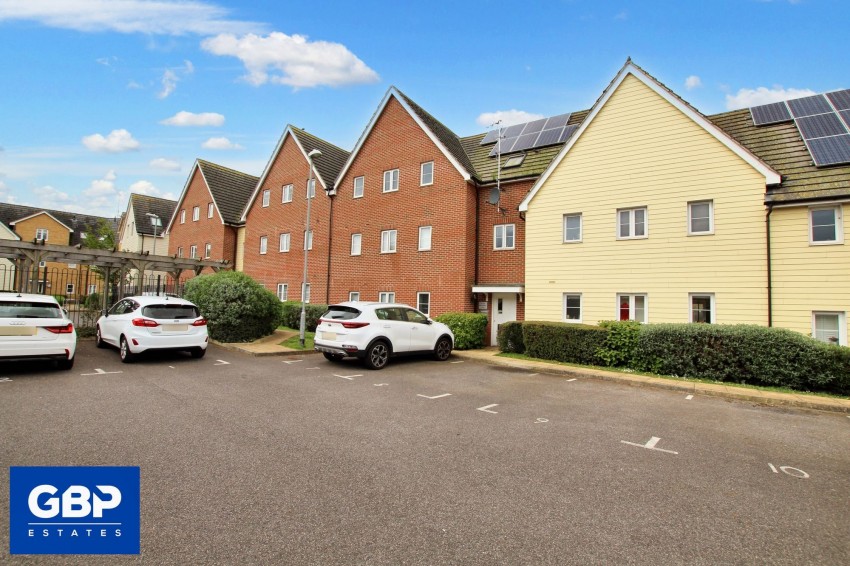Images for Leaf Hill Drive, Red Admiral Court, RM3