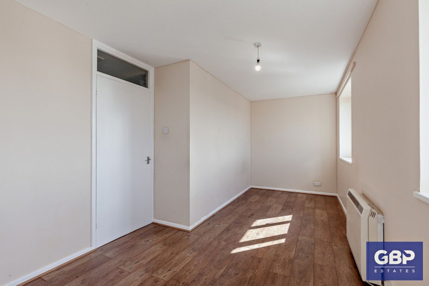 Images for Victor Close, Hornchurch, RM12