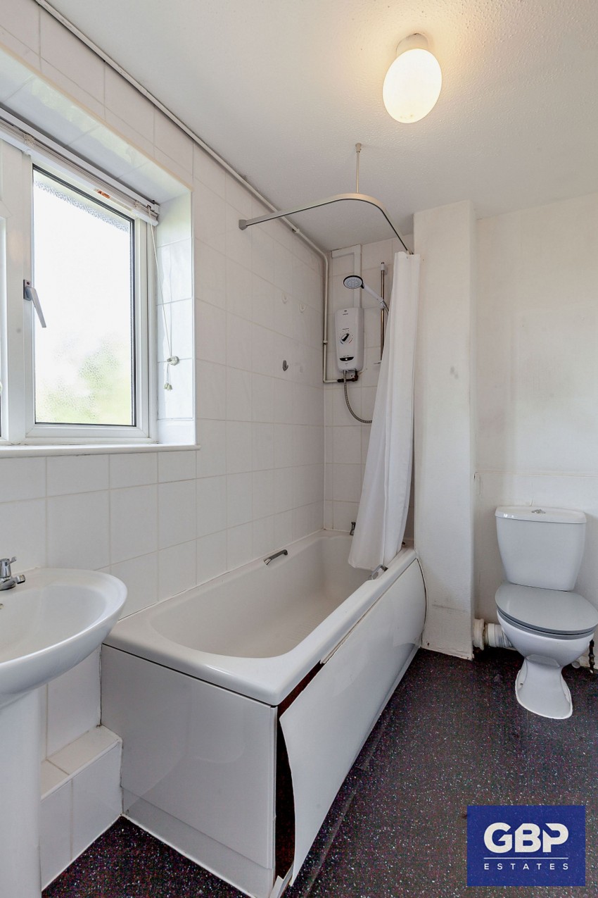 Images for Victor Close, Hornchurch, RM12