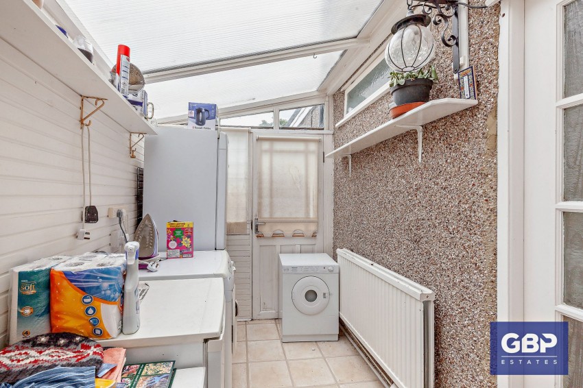 Images for Dee Way, Romford, RM1