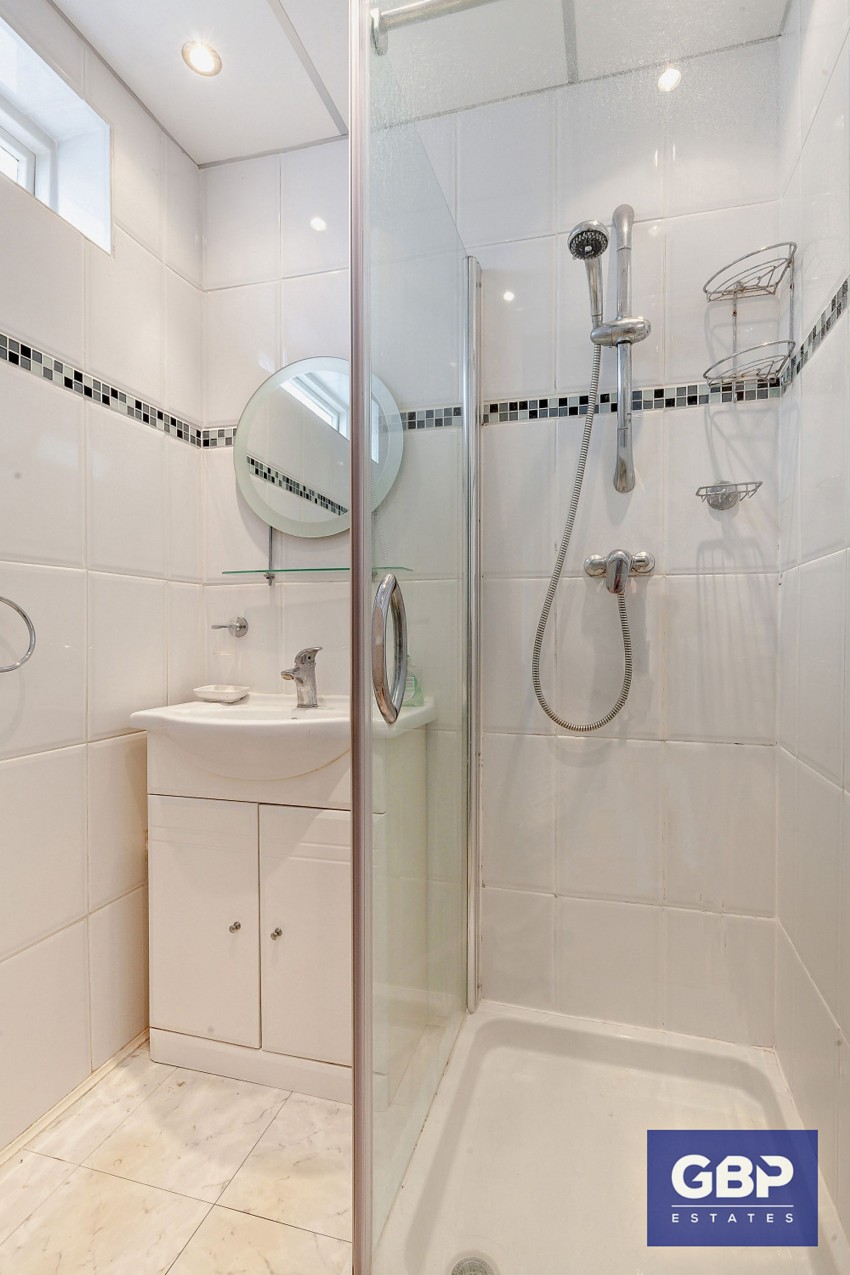 Images for Dee Way, Romford, RM1