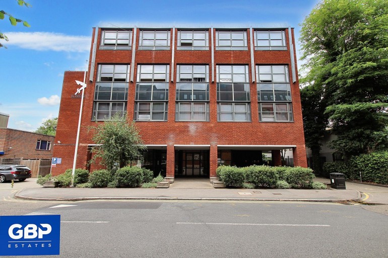 Eastern Road, Scimitar House, RM1
