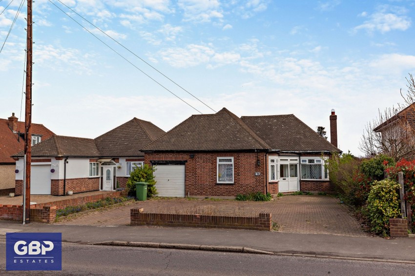 Images for Pettits Lane, Romford, RM1