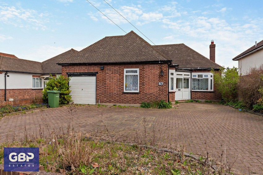 Images for Pettits Lane, Romford, RM1