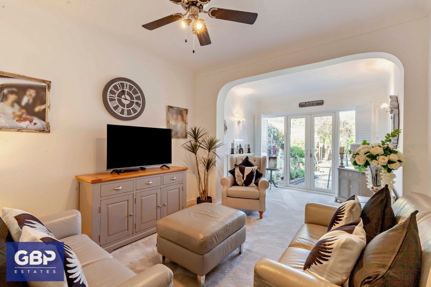 Images for Heather Drive, Romford, RM1