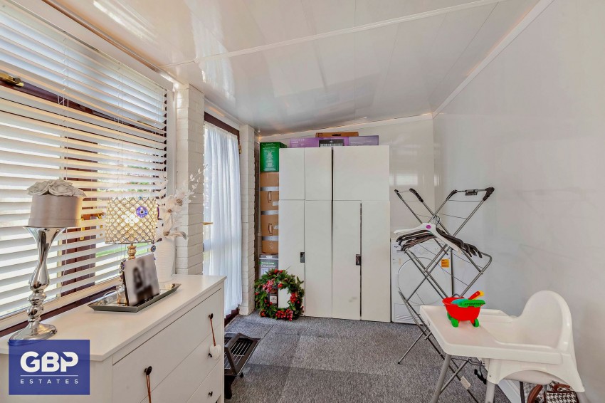 Images for Heather Drive, Romford, RM1