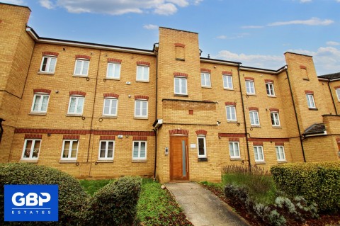 View Full Details for Kidman Close, Gidea Park, RM2