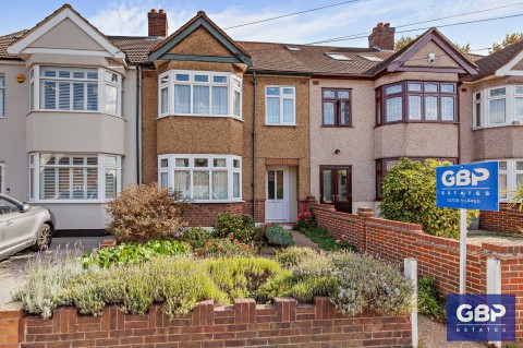 View Full Details for Park Lane, Hornchurch, RM11