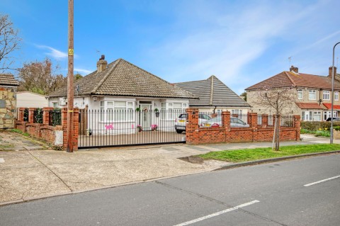 View Full Details for Frederick Road, Rainham, RM13