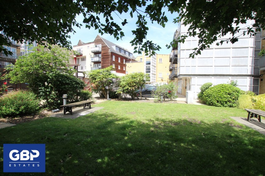 Images for High Street, Amber Court High Street, RM1
