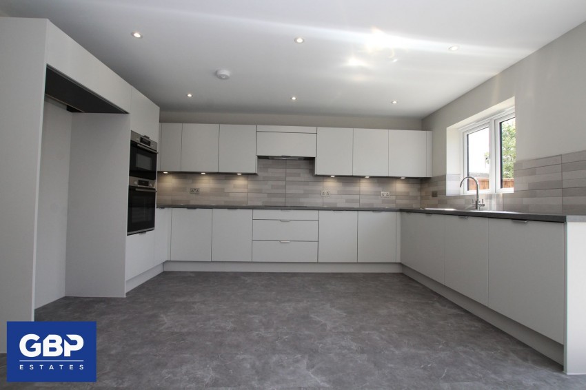 Images for 168A Branksome Avenue, Stanford Le Hope, SS17