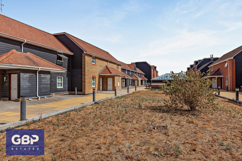 Images for Market Place, Nayland Court, RM1