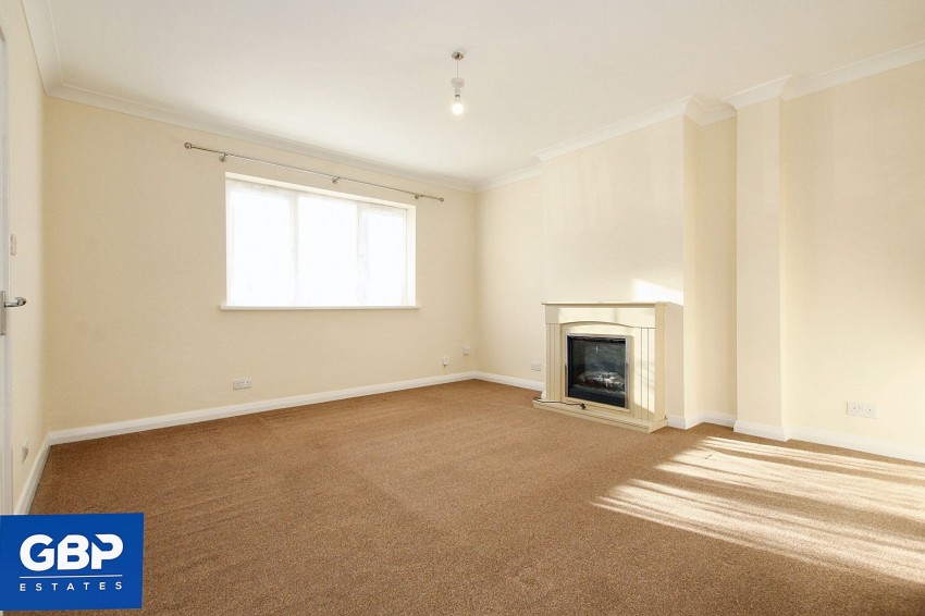 Images for Thorntons Farm Avenue, Romford, RM7