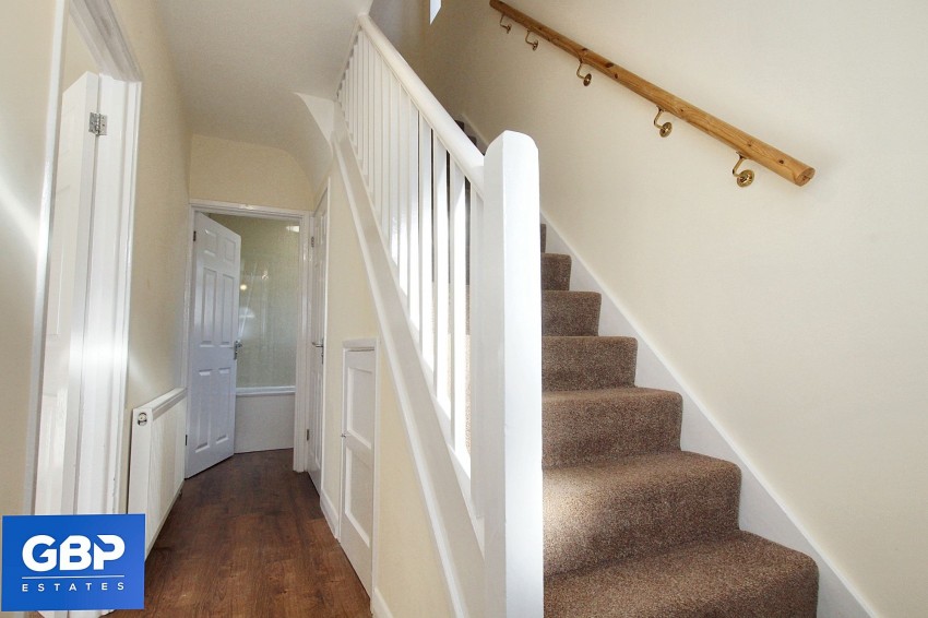 Images for Thorntons Farm Avenue, Romford, RM7