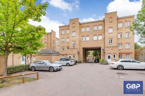 View Full Details for Kidman Close, Gidea Park, RM2