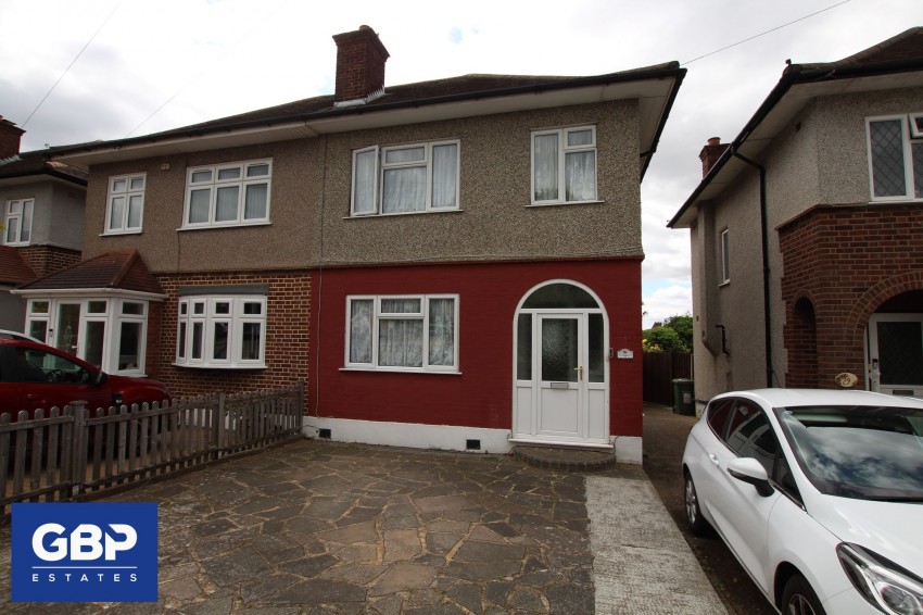 Images for Lowshoe Lane, Romford, RM5