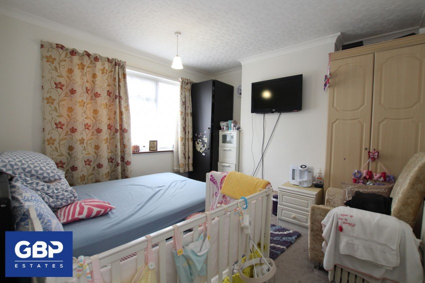 Images for Lowshoe Lane, Romford, RM5