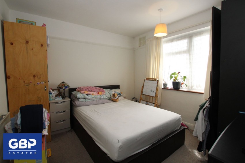 Images for Lowshoe Lane, Romford, RM5