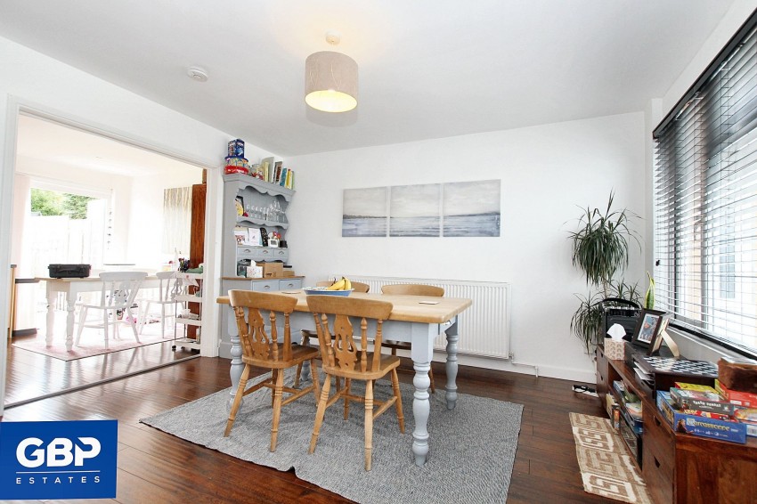 Images for Dunster Crescent, Hornchurch, RM11