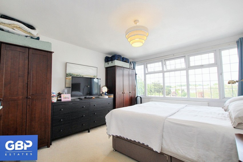 Images for Dunster Crescent, Hornchurch, RM11