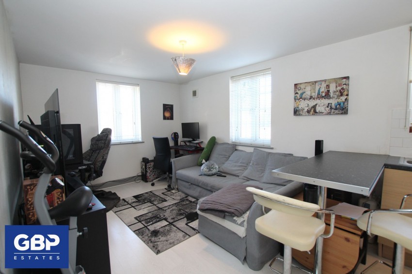 Images for High Street, Aveley, RM15