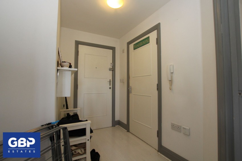 Images for High Street, Aveley, RM15