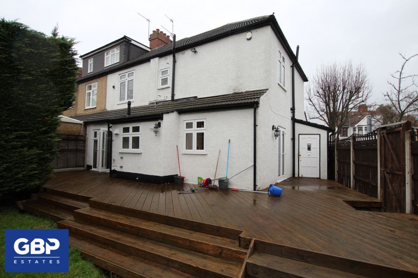 Images for Kenwood Gardens, Ilford, IG2