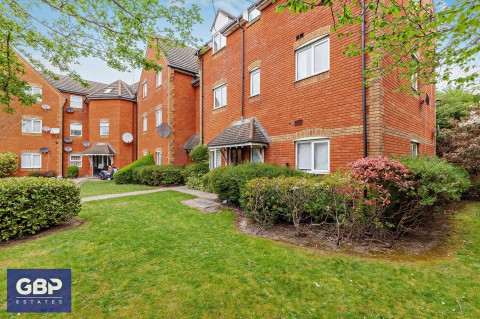 View Full Details for Foxglove Road, Rush Green, RM7