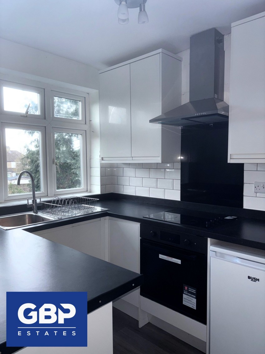 Images for Chalforde Gardens, Romford, RM2