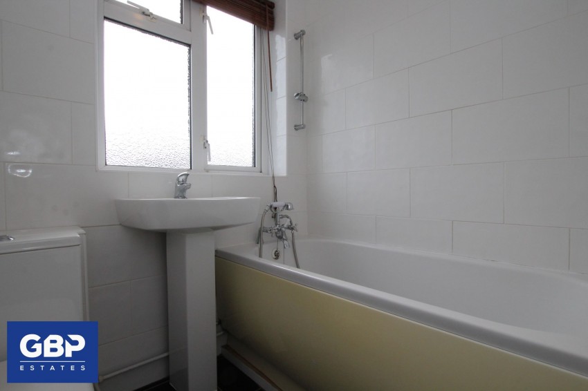 Images for Station Road, Gidea Park, RM2