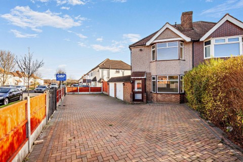 View Full Details for Heaton Avenue, Romford, RM3