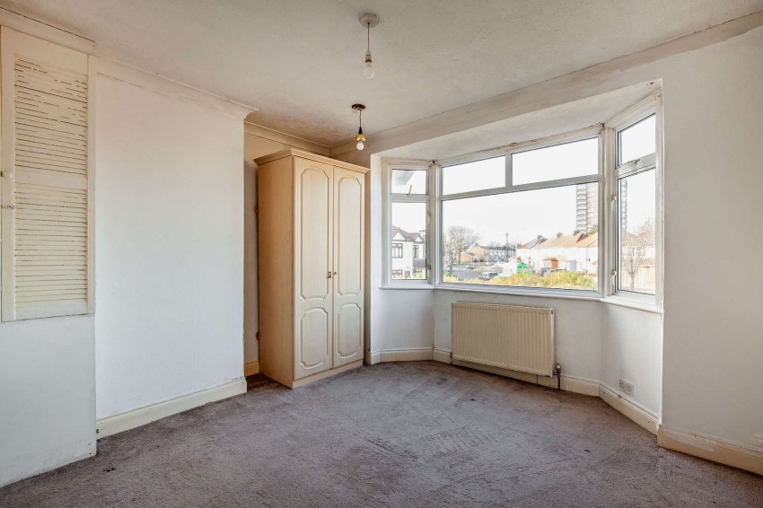 Images for Heaton Avenue, Romford, RM3