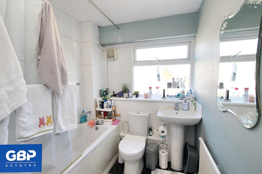 Images for Cowdray Way, Hornchurch, RM12