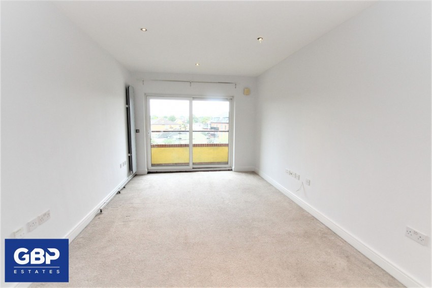 Images for Victoria Road, Romford, RM1