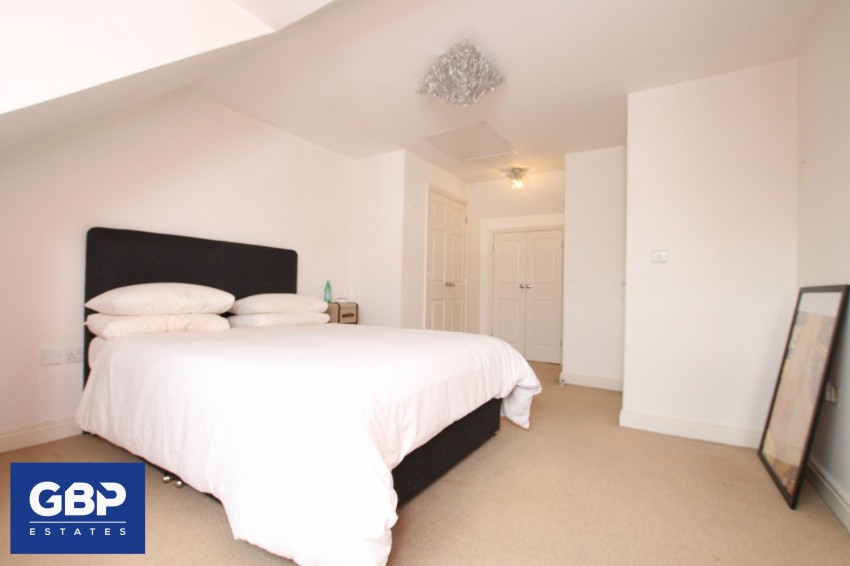 Images for Oxford Close, Romford, RM2