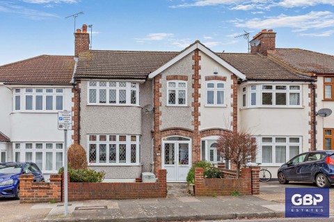 View Full Details for Stanley Avenue, Romford, RM2