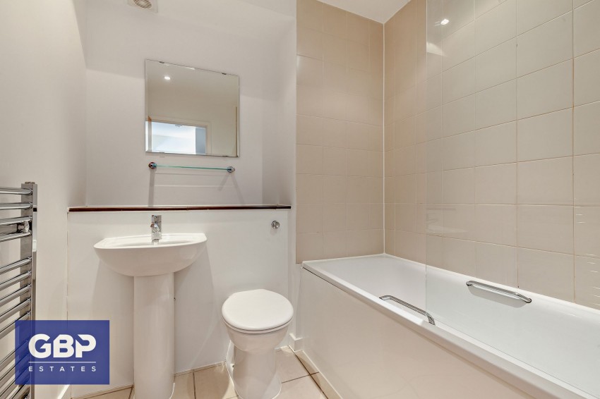 Images for Kidman Close, The Railstore Kidman Close, RM2