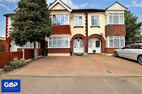 View Full Details for Church Lane, Romford, RM1