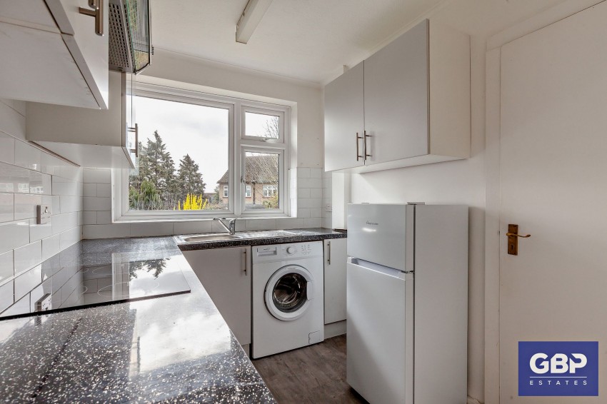 Images for Station Road, Gidea Park, RM2