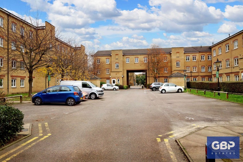 Images for Kidman Close, Gidea Park, RM2