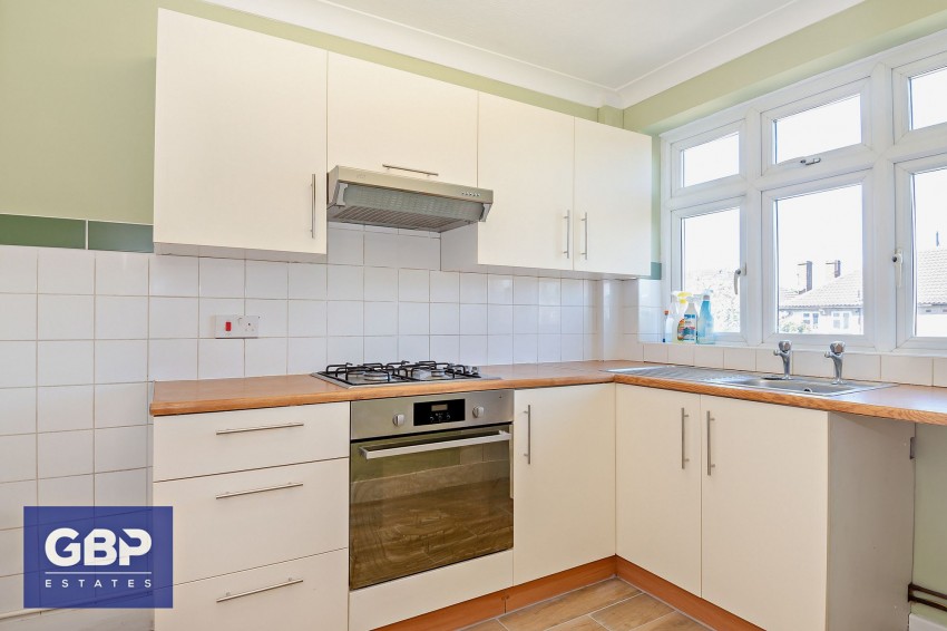 Images for Chalforde Gardens, Romford, RM2