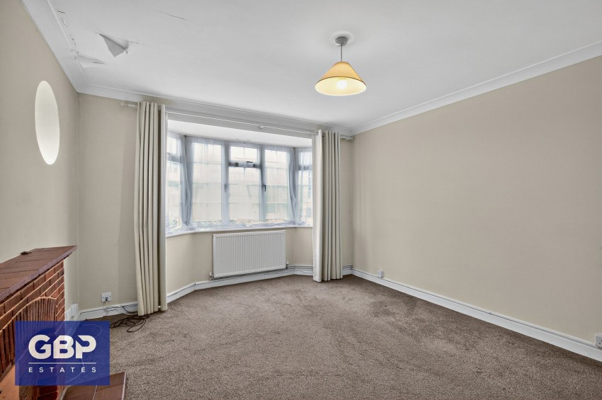 Images for Squirrels Heath Lane, Romford, RM2