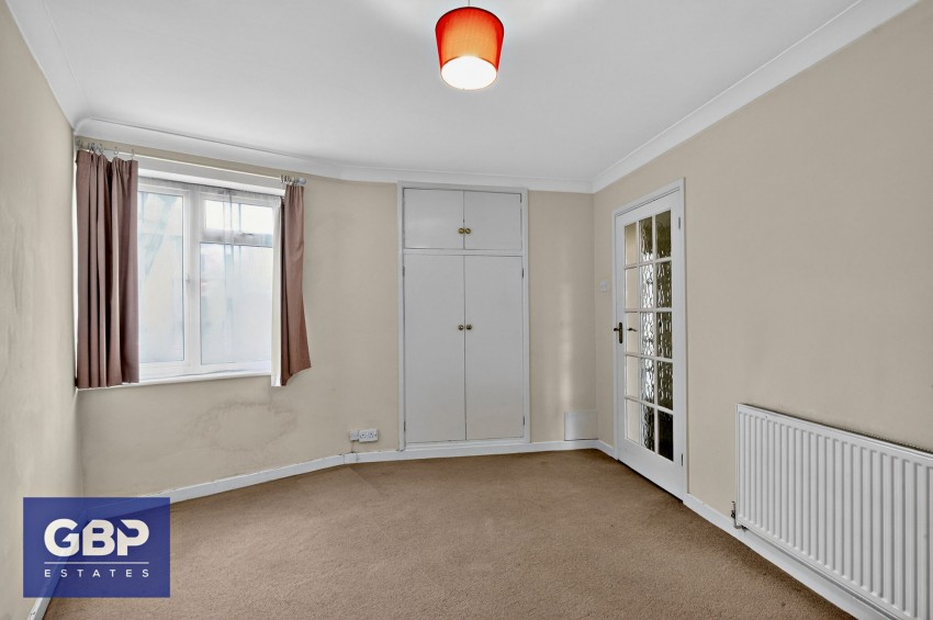 Images for Squirrels Heath Lane, Romford, RM2