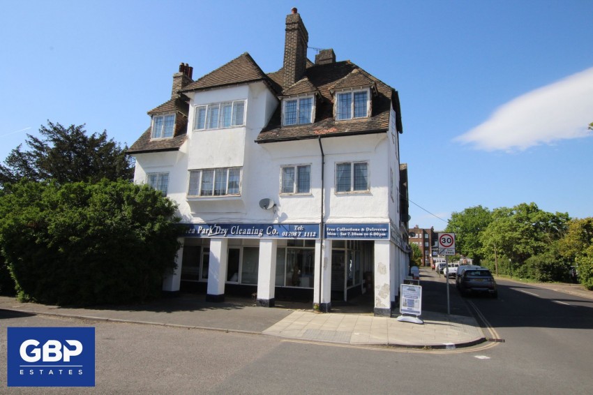 Images for Balgores Square, Romford, RM2