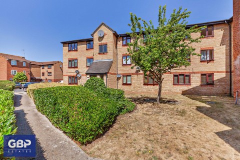 View Full Details for Latimer Drive, Hornchurch, RM12