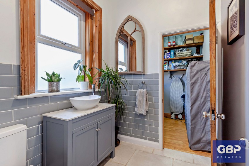 Images for Broomhill Road, Ilford, IG3