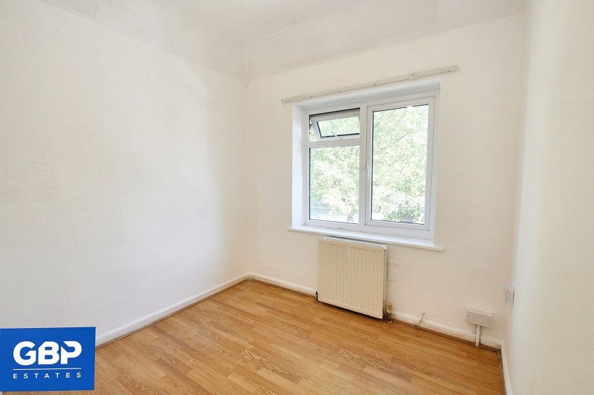Images for Wood Lane, Dagenham, RM9