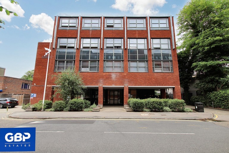 Eastern Road, Scimitar House, RM1