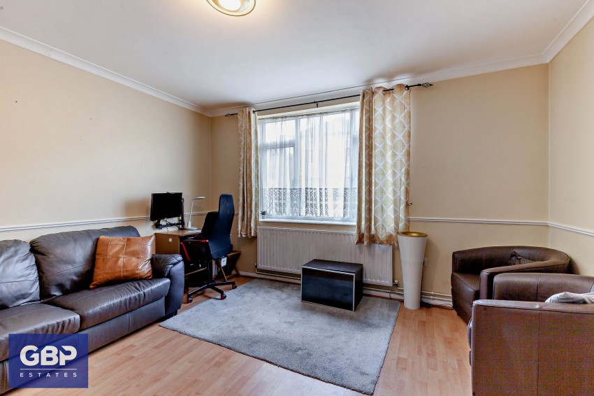 Images for Preston Road, Romford, RM3