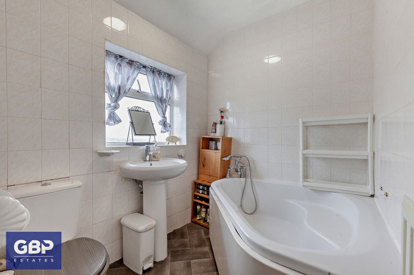 Images for Preston Road, Romford, RM3